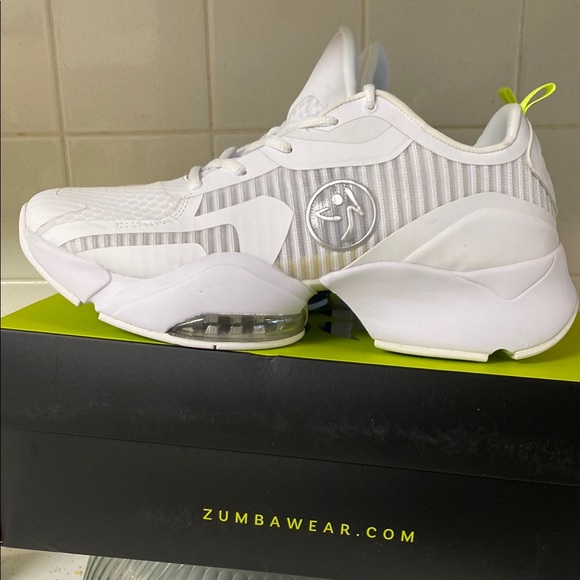 Zumba White Sneakers - Picture 4 of 5